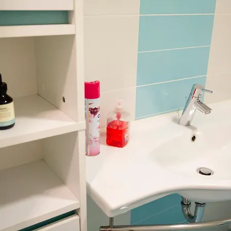 Cute Tiny Flat *