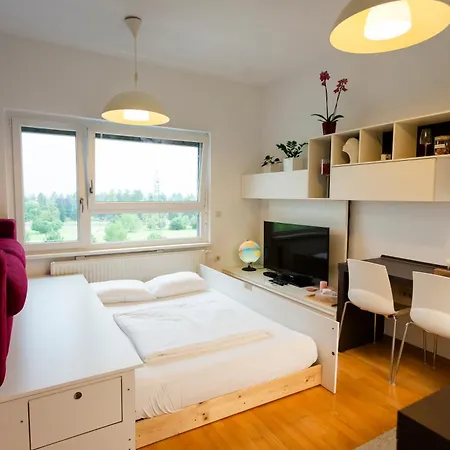 Cute Tiny Flat Apartmán Lublaň